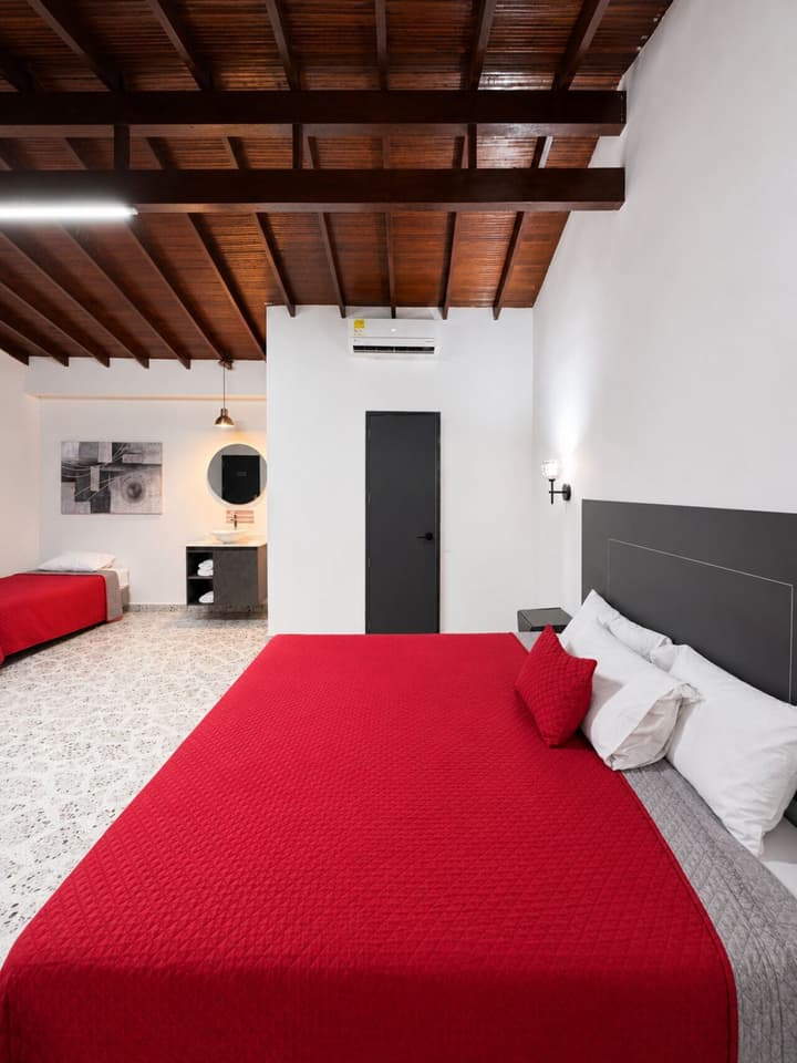 Hotel Ofix - Laureles
