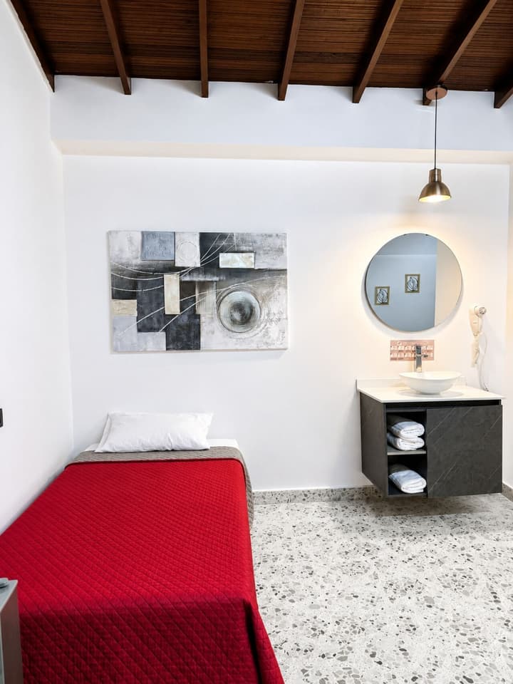 Hotel Ofix - Laureles