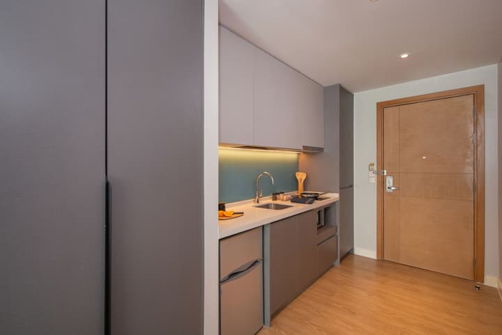 Citadines Roces Quezon City