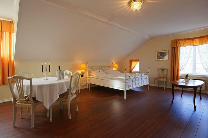 FjordSlottet Hotell