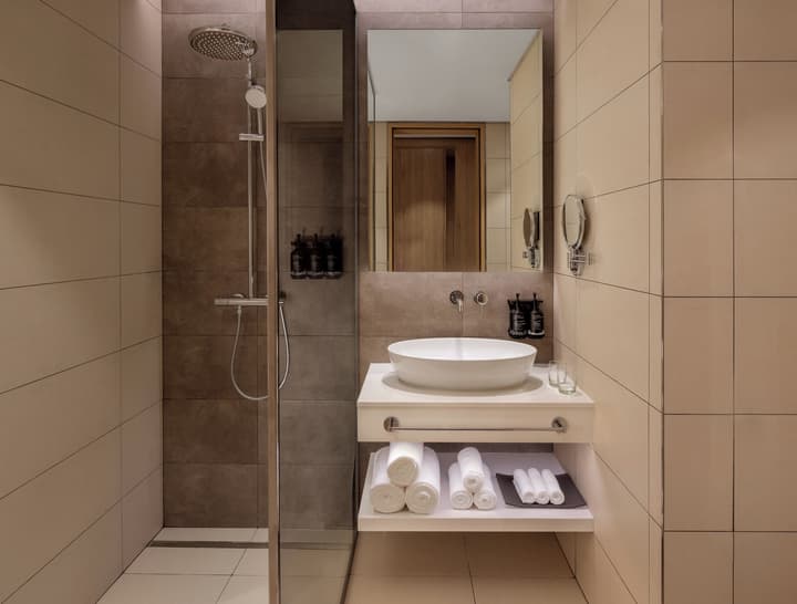Holiday Inn Dubai Business Bay by IHG