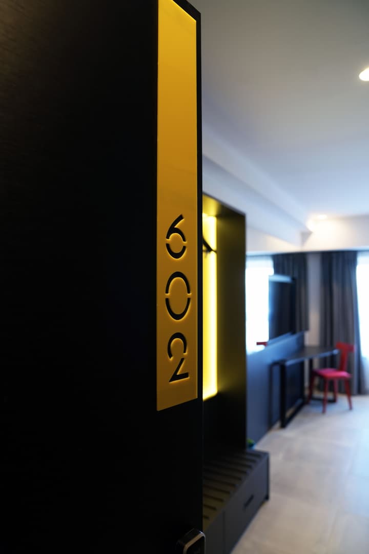 So City Hotel