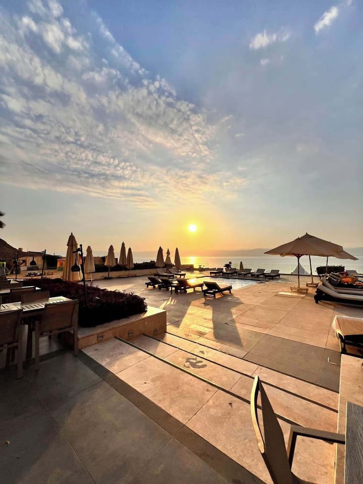 PORTO & ALMIRA BEACH
