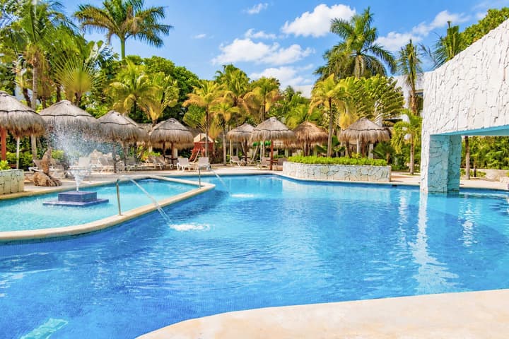 The Sens Riviera By Oasis