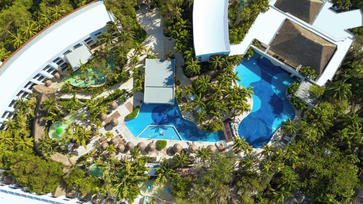 The Sens Riviera By Oasis