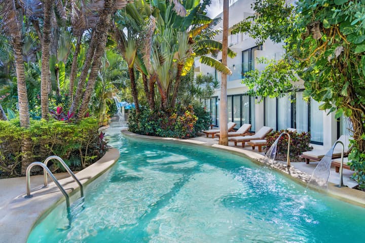 The Sens Riviera By Oasis
