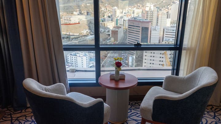 Al Safwah Hotel Tower 1