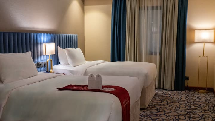 Al Safwah Hotel Tower 1