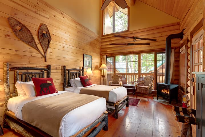 CATHEDRAL MOUNTAIN LODGE