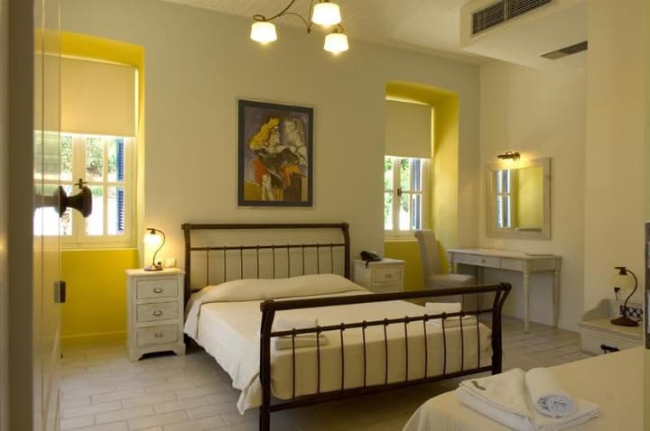 Arethousa Hotel