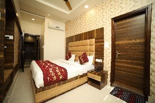 Om Sai B&B