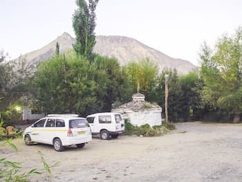 Dowa Deluxe Camp