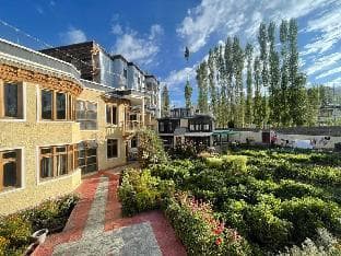 Zaltak Guest House