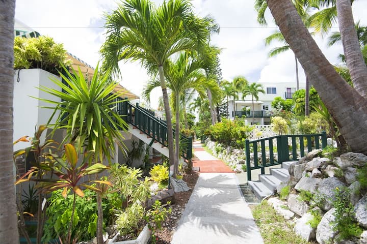 Bay View Suites Paradise Island