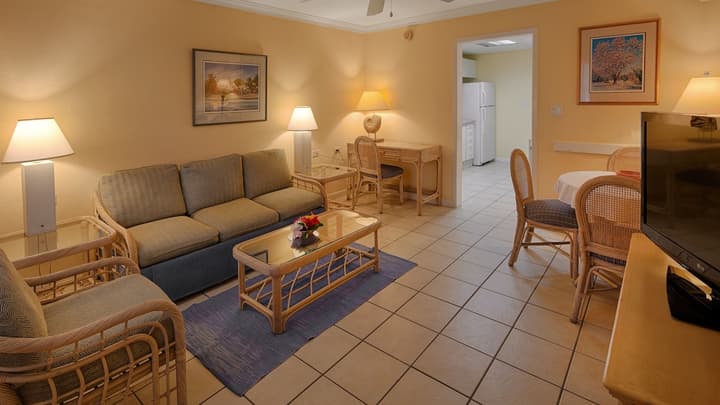 Bay View Suites Paradise Island