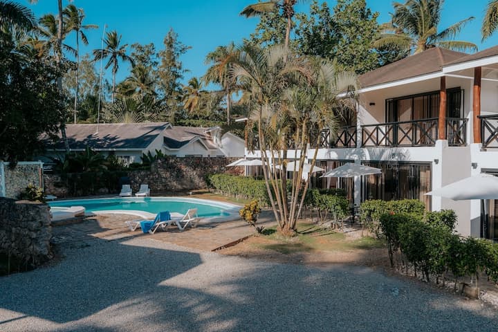 Condo Hotel Playa Las Ballenas