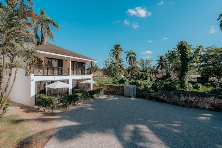 Condo Hotel Playa Las Ballenas