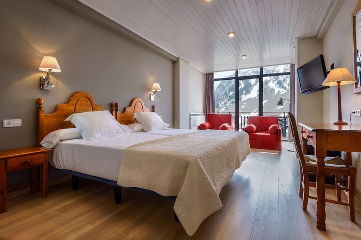 Hotel Edelweiss Candanchu