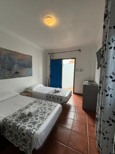 Apartamentos Y Habitaciones Villa Marina