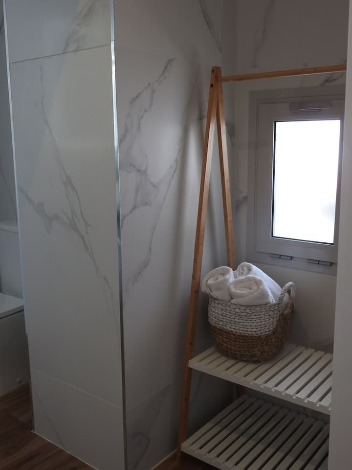 Sandra Rooms