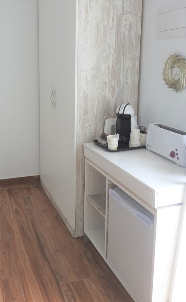 Sandra Rooms