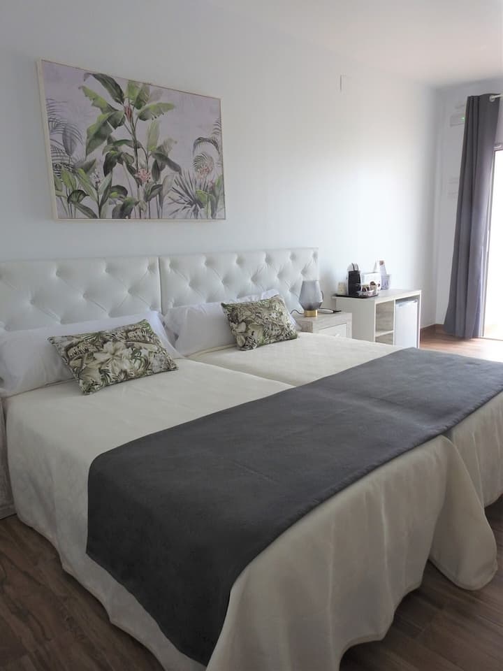 Sandra Rooms