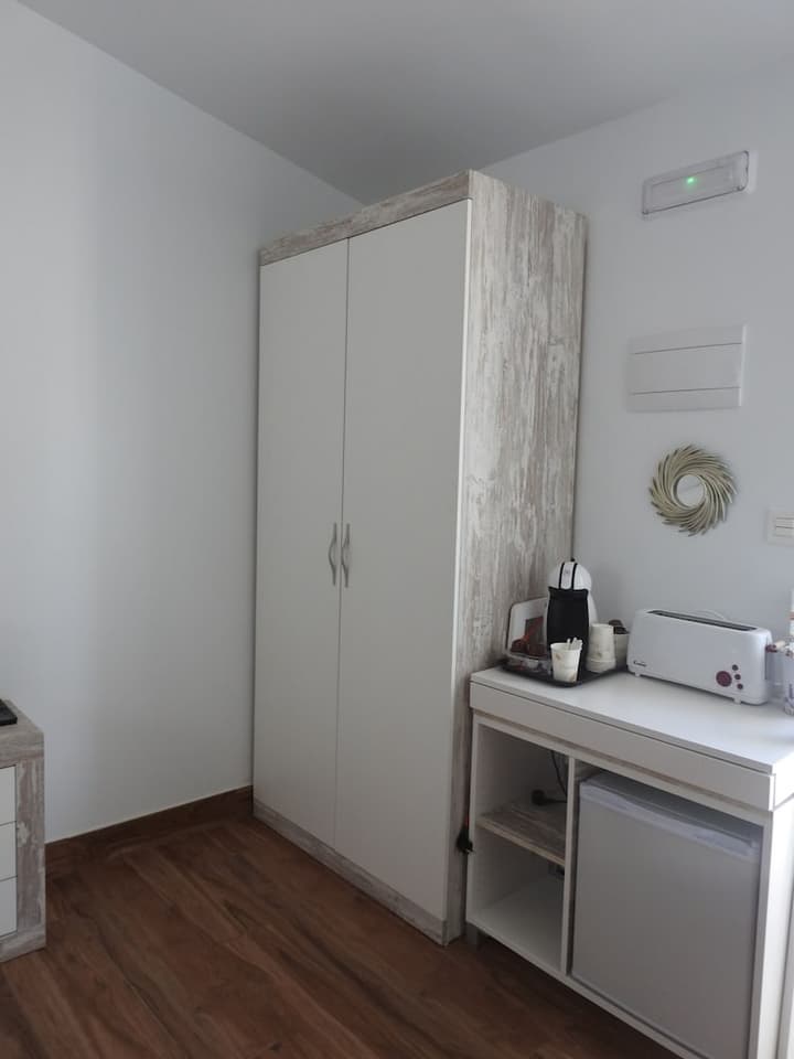 Sandra Rooms