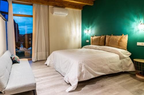 Four Rooms Hostel