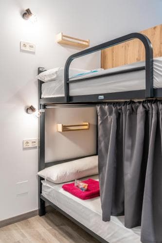 Four Rooms Hostel