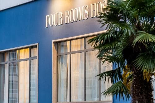 Four Rooms Hostel