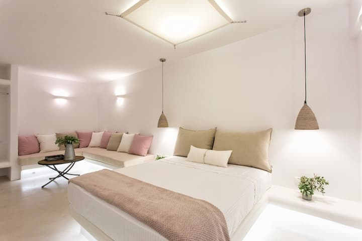 Anna Platanou Suites