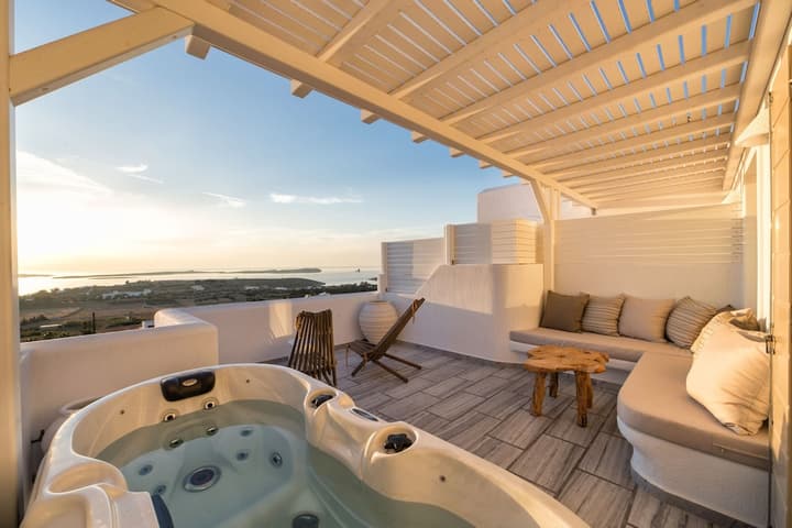 Anna Platanou Suites