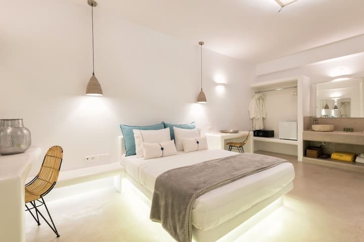Anna Platanou Suites