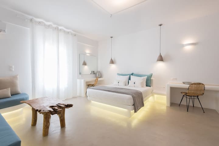 Anna Platanou Suites