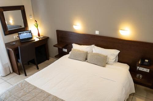 Hotel Hill