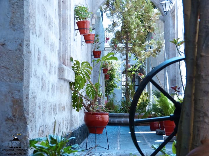 Majestad Boutique Hotel