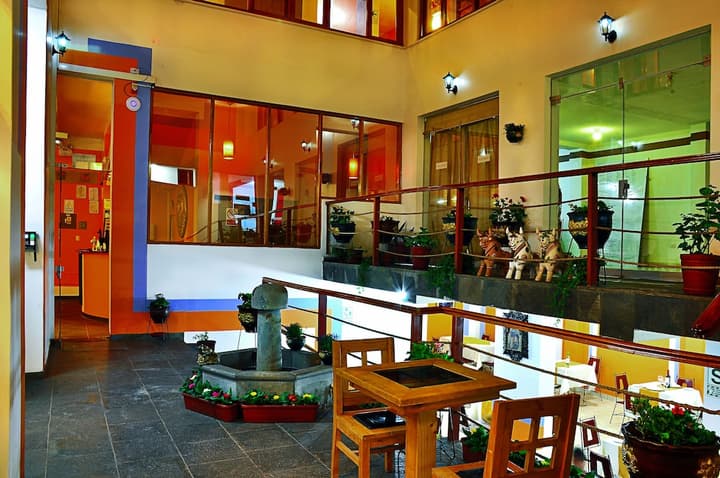 Intiqa Hotel