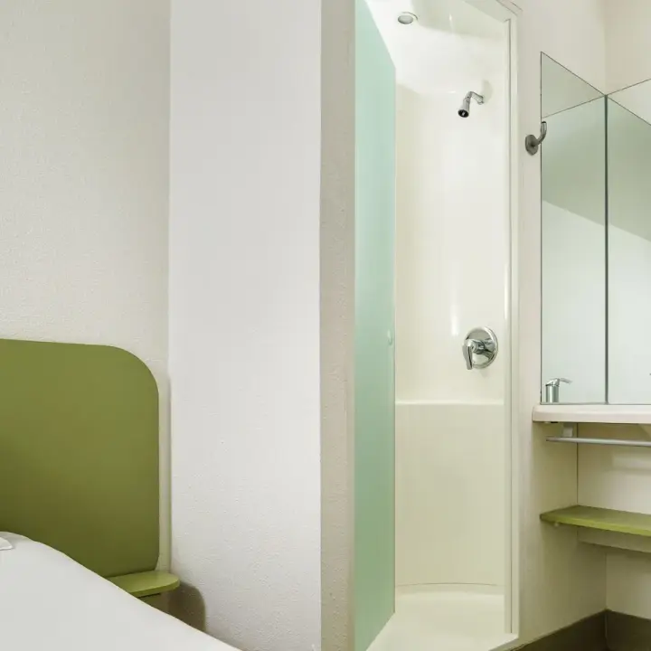 	ibis budget Cardiff Centre	