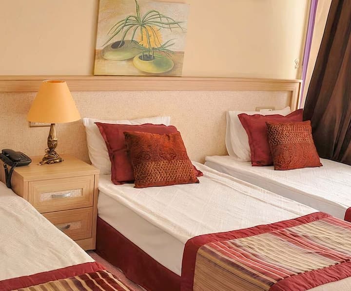 Cashmere Hotel