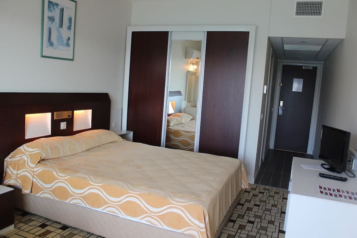 Sibyl Hotel Erythrai by Muup