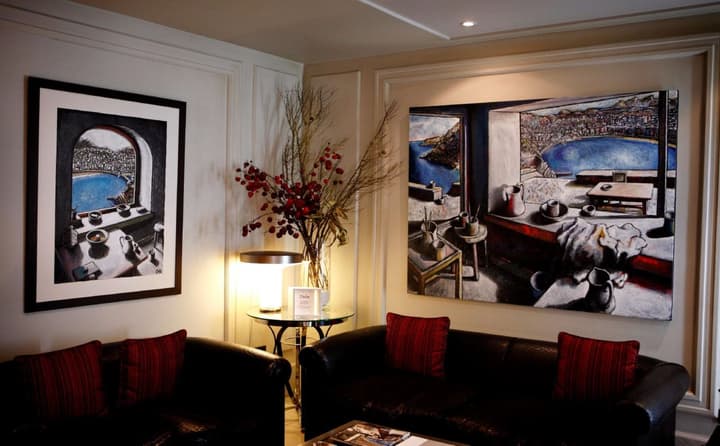 Hotel Lopez De Haro