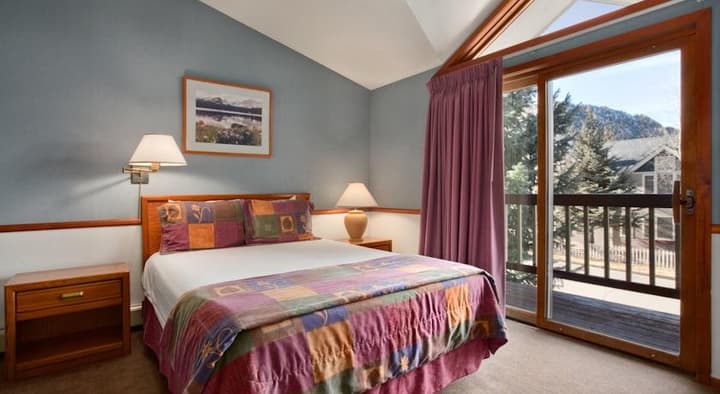 Mountain House Lodge