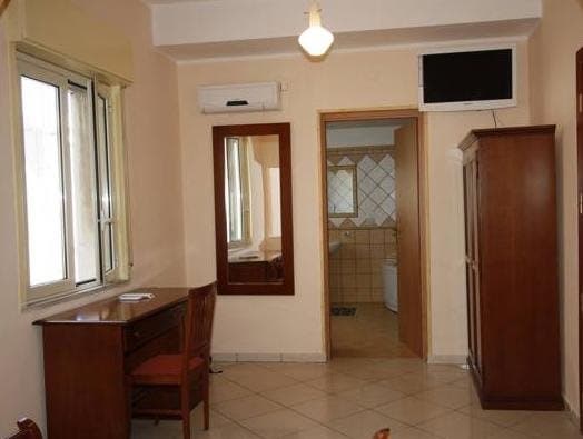 George Hotel