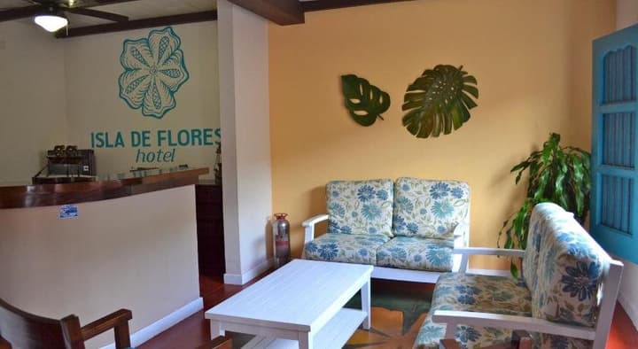 Hotel Isla de Flores