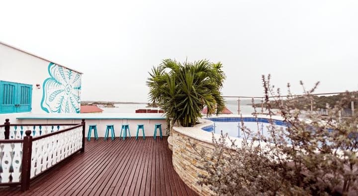 Hotel Isla de Flores