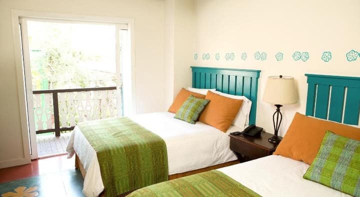 Hotel Isla de Flores