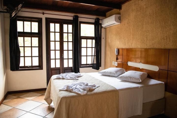 Lonier Ilha Inn