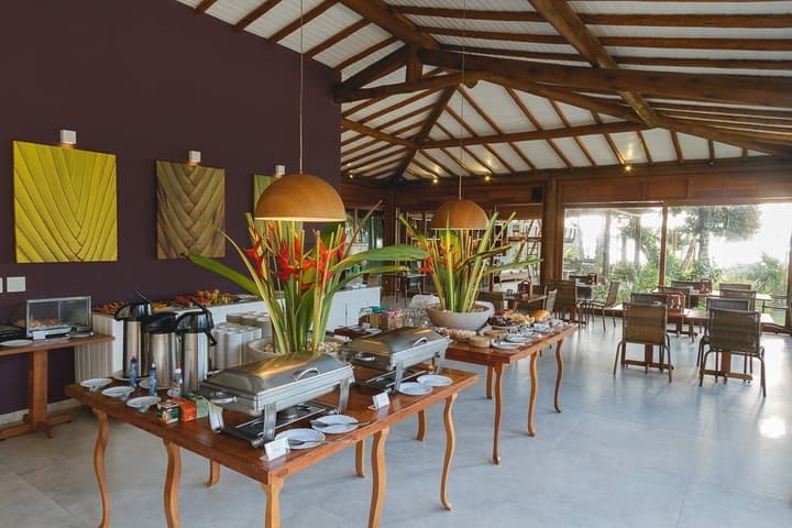 Ravenala Hotel