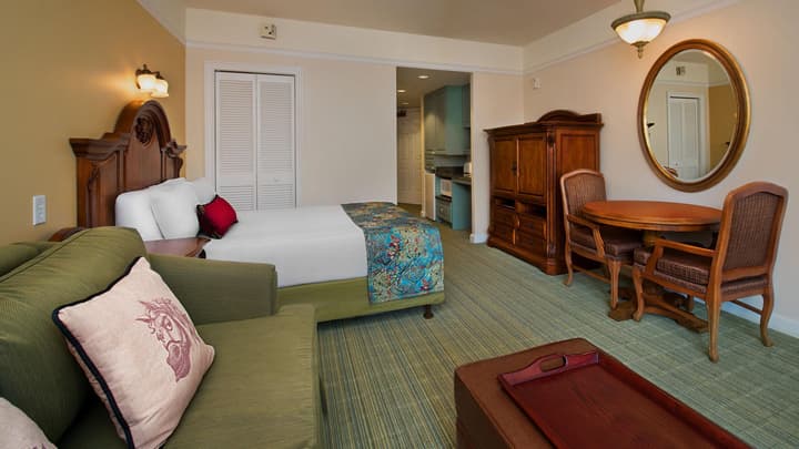 Disney's Saratoga Springs Resort & Spa