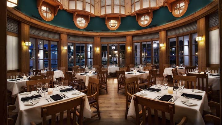 Disney's Yacht Club Resort